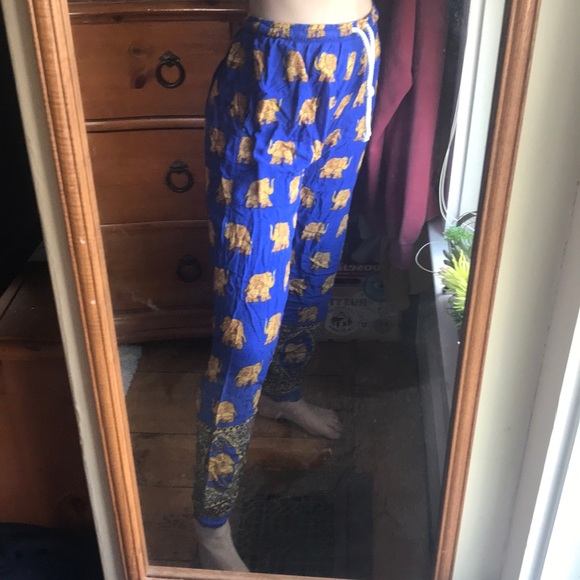 flowy elephant pants - Picture 1 of 3